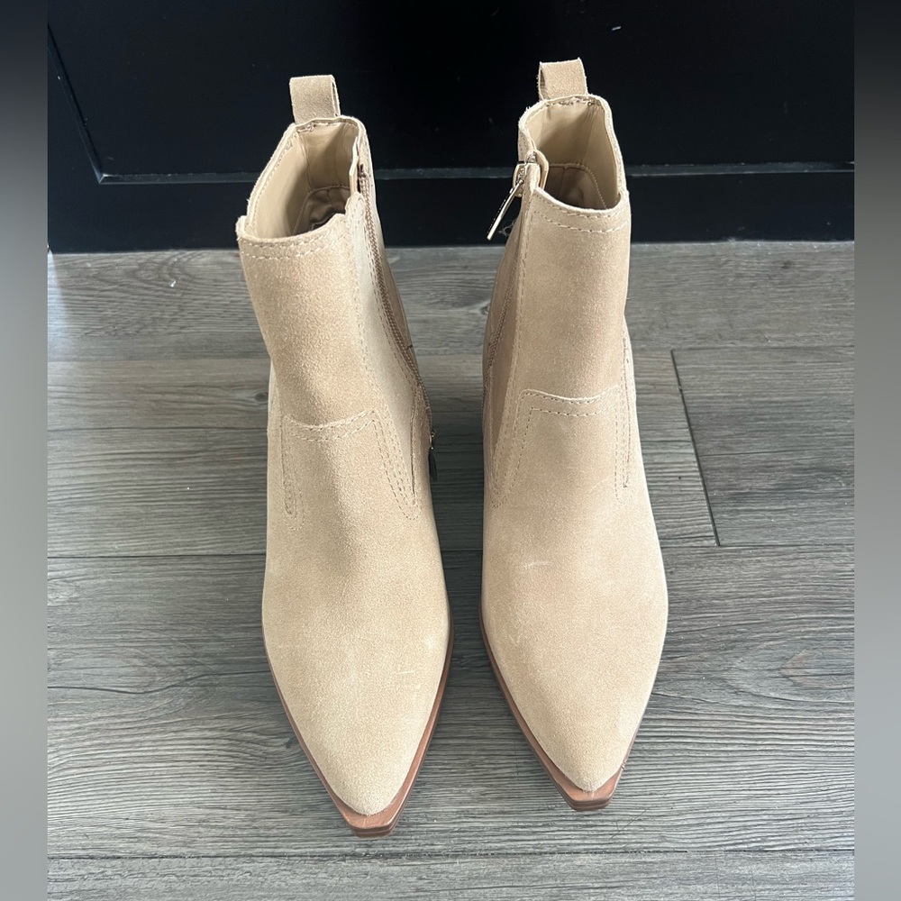 Vince Camuto Briyeonda Western Bootie size 7.5 - Picture 2 of 7